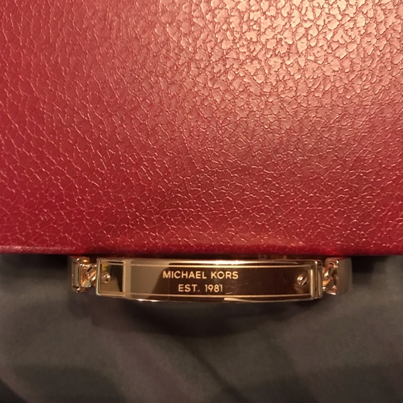 💕Michael Kors Rose Gold Women’s Bracelet - Picture 7 of 8
